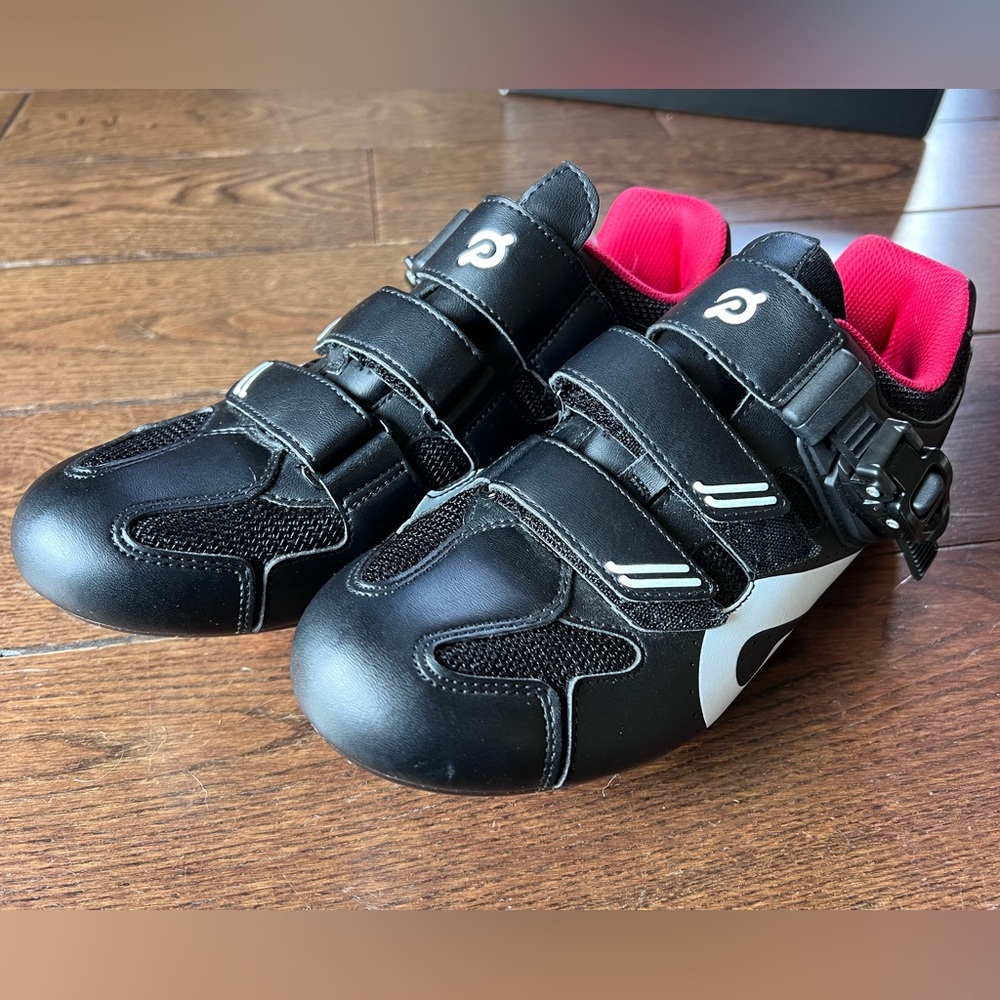 Peloton spinning shoes